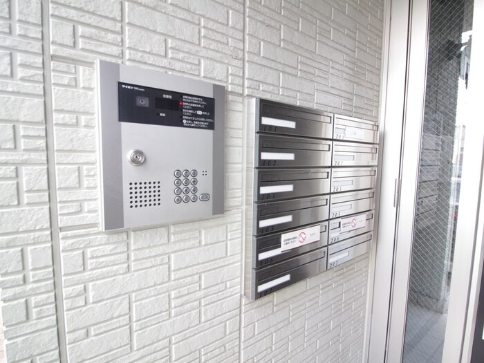 物件外観写真6　(建物設備)