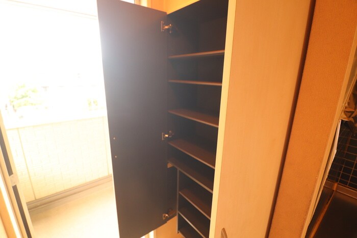 物件内観写真17　(靴箱)