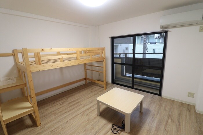 物件内観写真10　(居室)