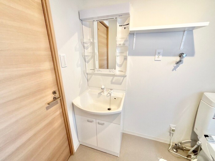 物件内観写真11　(洗面)