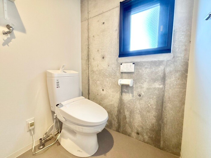 物件内観写真12　(トイレ)