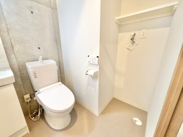 物件内観写真13　(洗濯機置場)