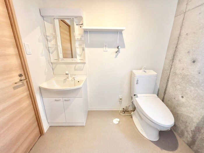 物件内観写真13　(洗濯機置場)