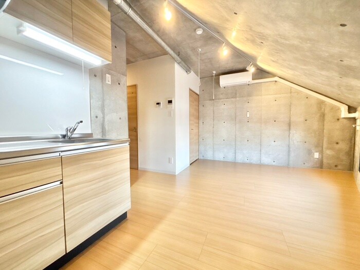 物件内観写真14　(居室)