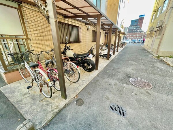 駐輪場