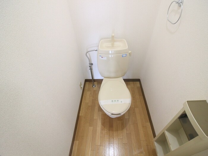 物件内観写真6　(トイレ)