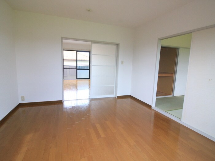 物件内観写真17　(居室)