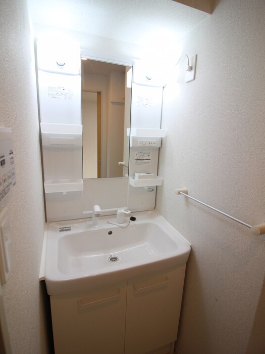 物件内観写真17　(洗面)