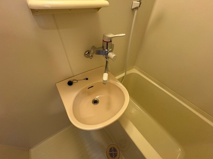 物件内観写真11　(洗面)