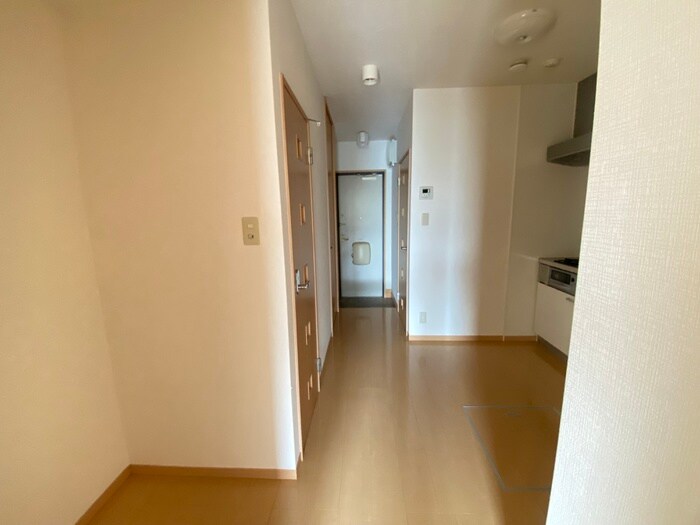 物件内観写真15　(廊下)