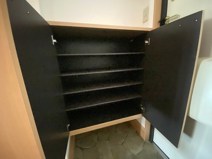 物件内観写真18　(靴箱)