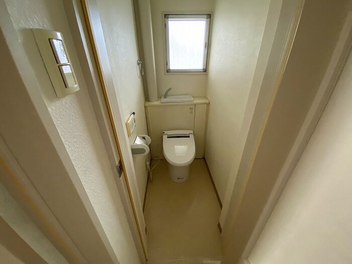 物件内観写真10　(トイレ)