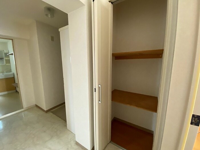 物件内観写真14　(収納)