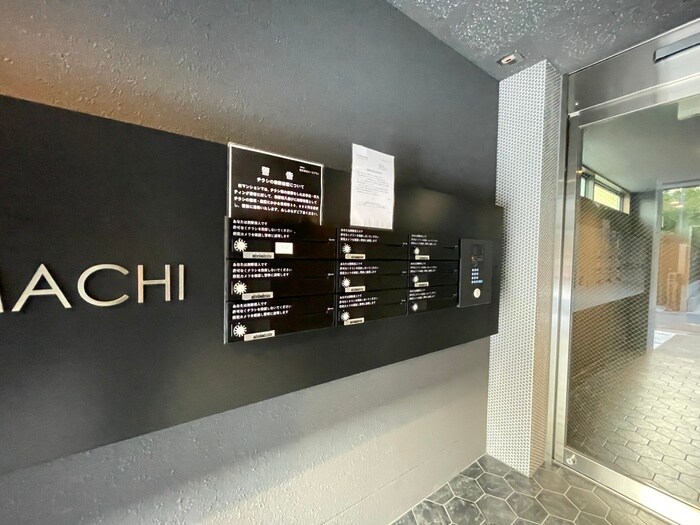 物件外観写真4　(建物設備)