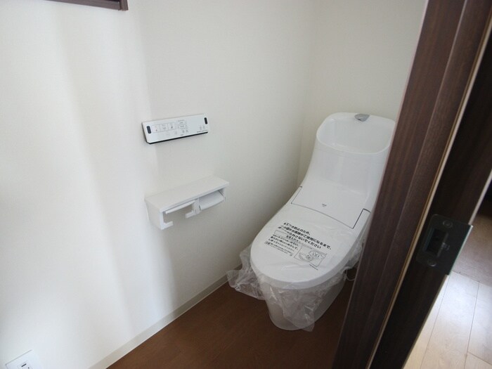 物件内観写真11　(トイレ)