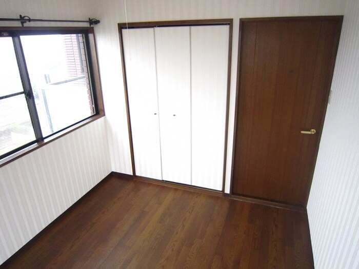 物件内観写真8　(居室)