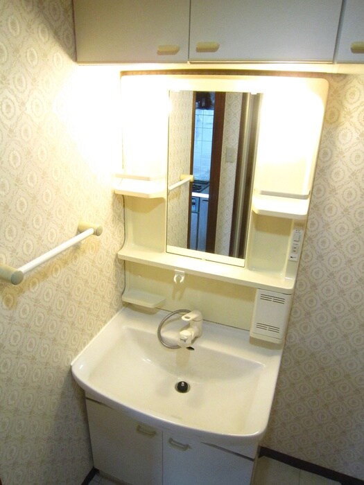 物件内観写真12　(洗面)