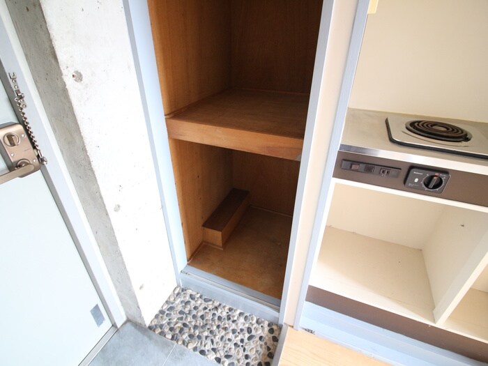 物件内観写真14　(靴箱)