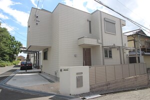 茨木市北春日丘ヘーベルハウス外観写真
