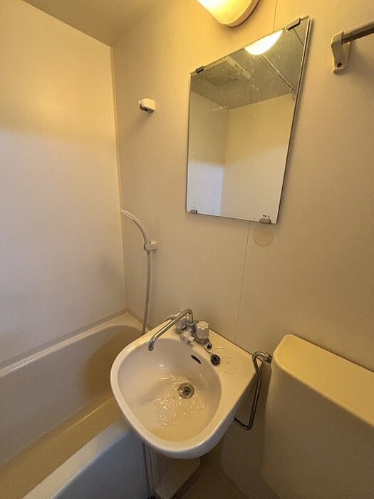 物件内観写真8　(洗面)