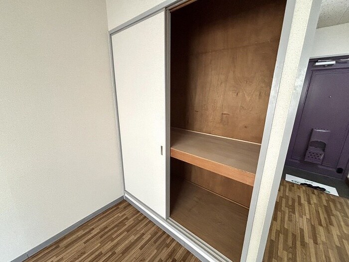 物件内観写真13　(収納)