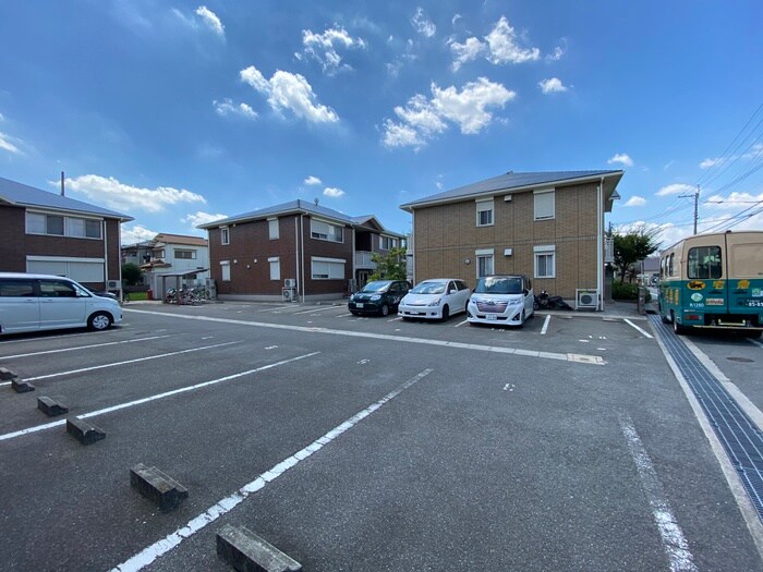 物件外観写真5　(周辺環境)