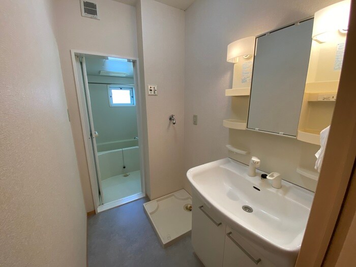 物件内観写真10　(洗面)