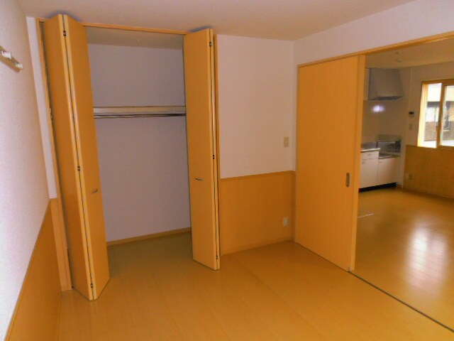 物件内観写真10　(居室)