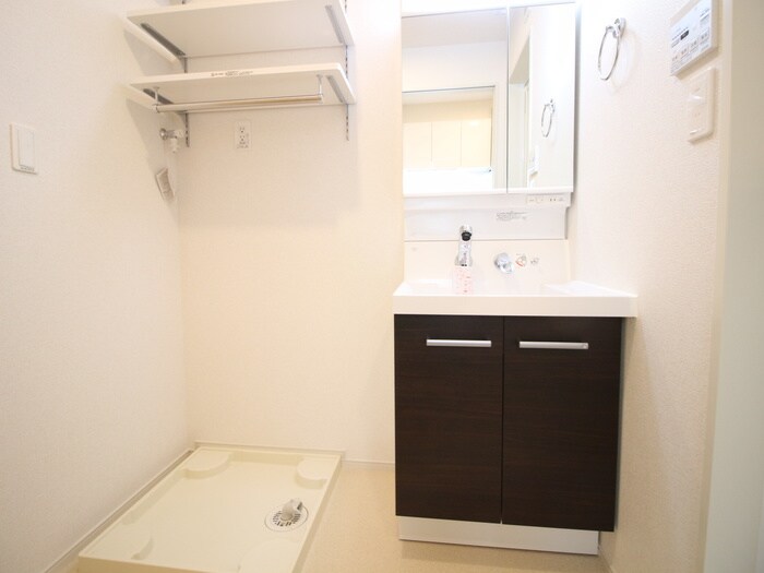 物件内観写真13　(洗面)