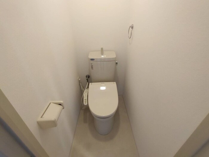 物件内観写真14　(トイレ)