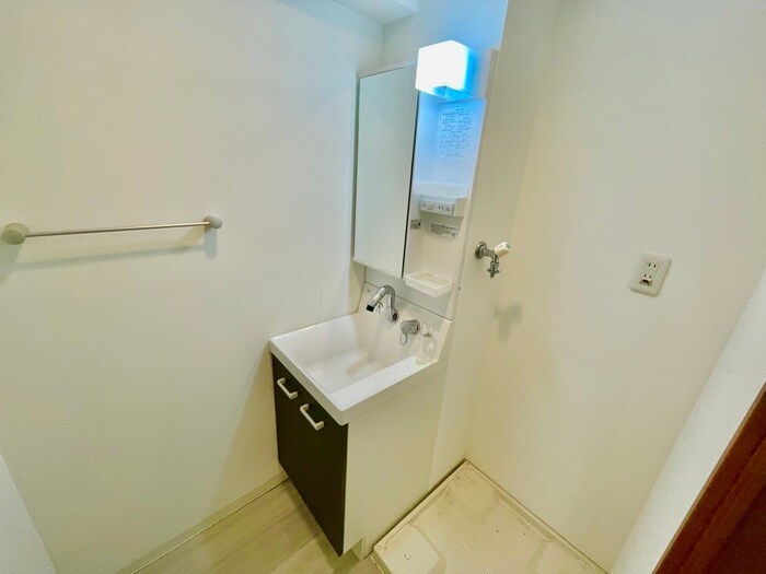 物件内観写真13　(洗面)