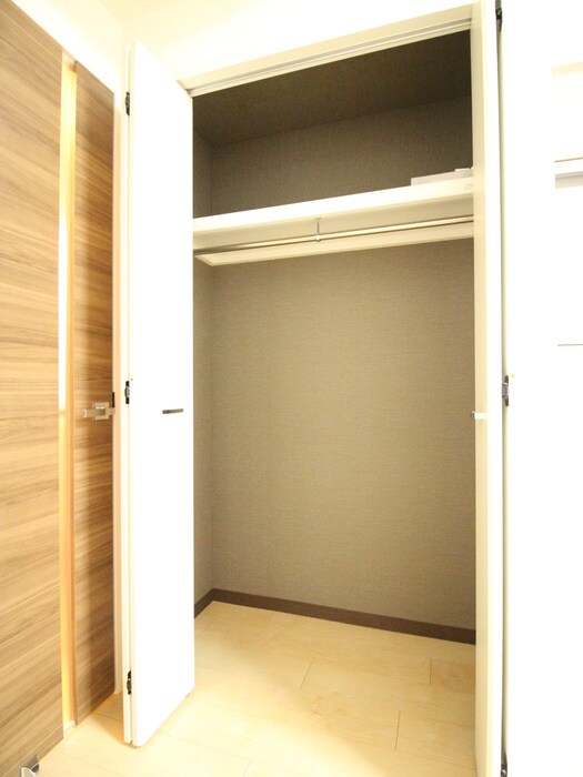 物件内観写真15　(収納)