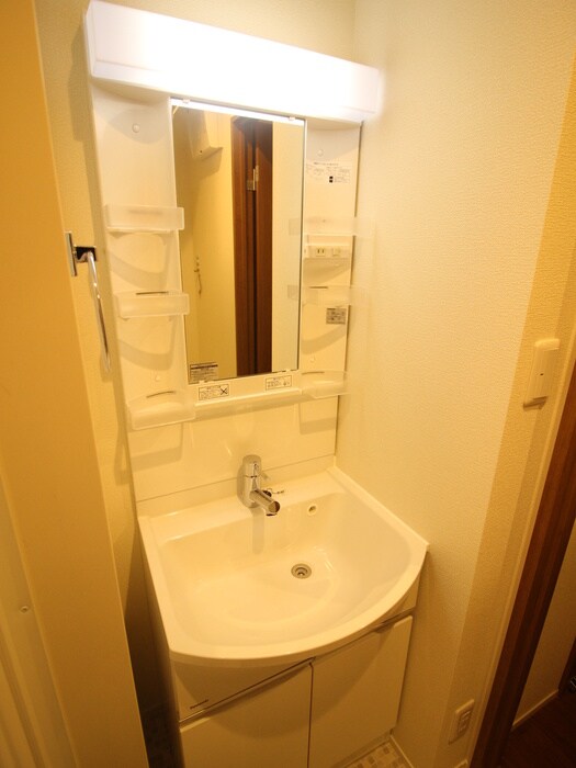 物件内観写真13　(洗面)