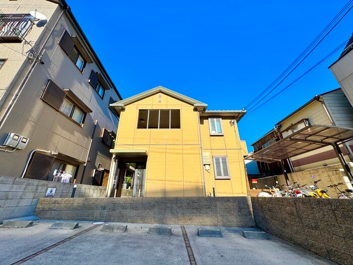 物件外観写真1　(外観写真)