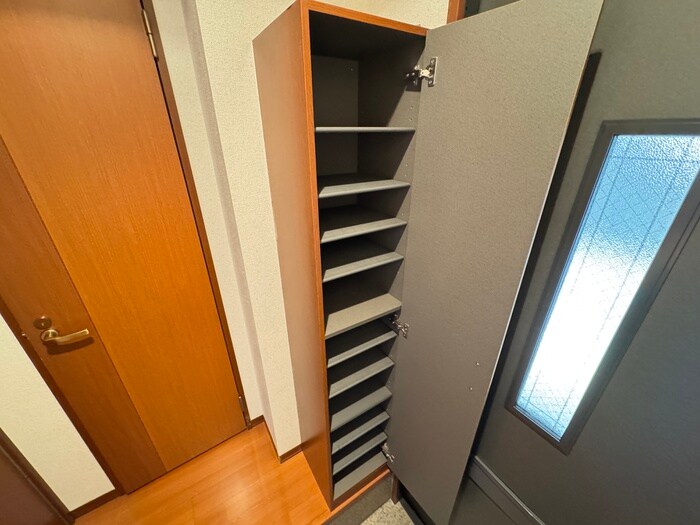 物件内観写真15　(靴箱)