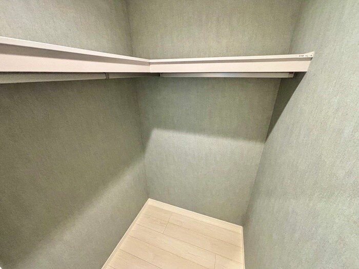 物件内観写真15　(収納)
