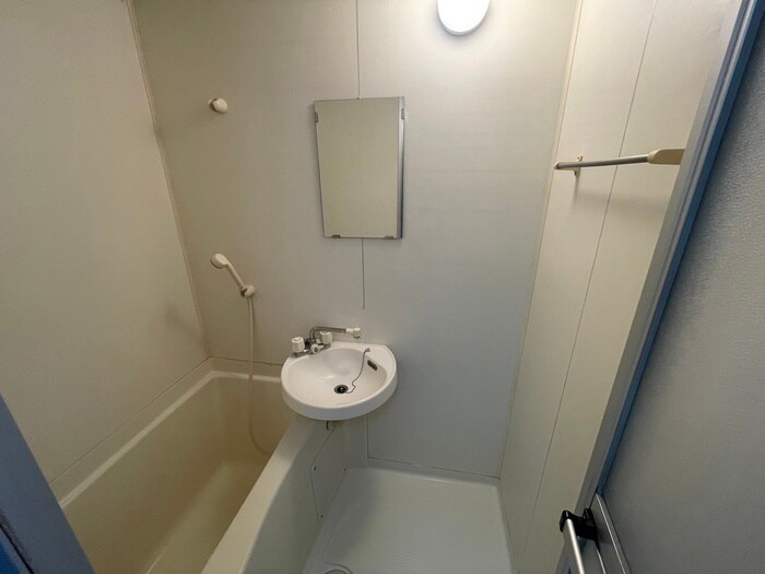 物件内観写真9　(洗面)