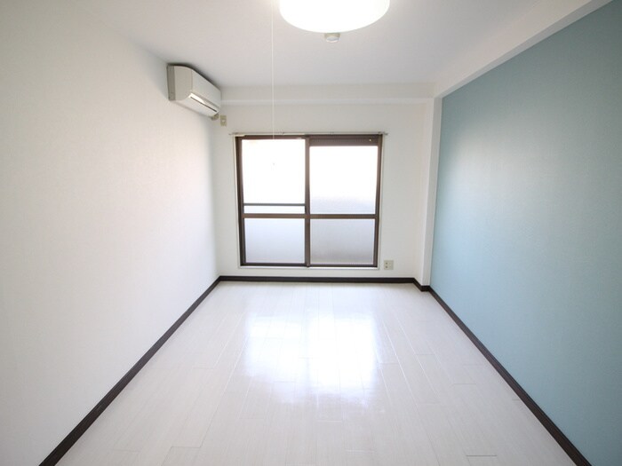 物件内観写真15　(居室)