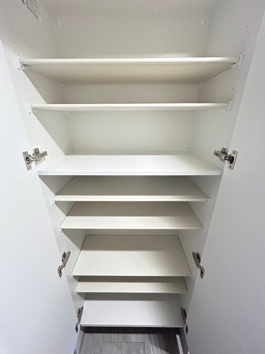 物件内観写真14　(靴箱)