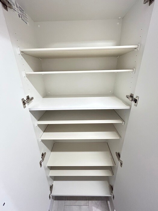 物件内観写真14　(靴箱)