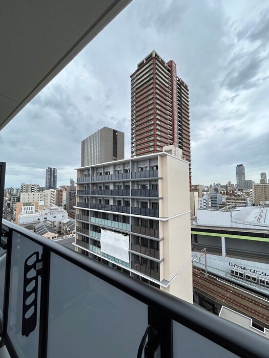 物件内観写真16　(室内からの展望)