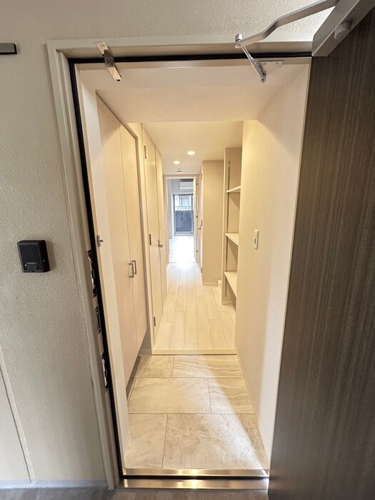 物件内観写真22　(玄関)