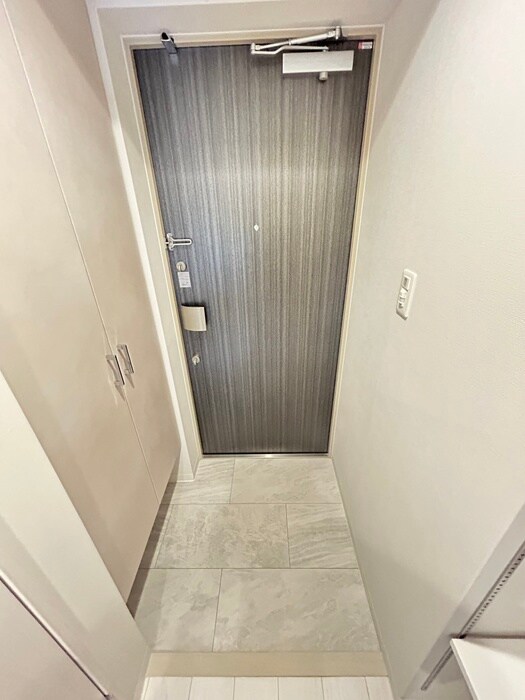 物件内観写真22　(玄関)