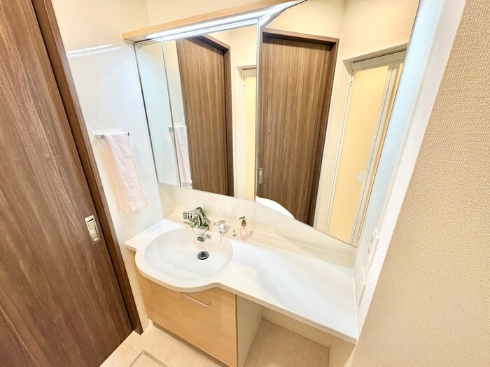 物件内観写真14　(洗面)