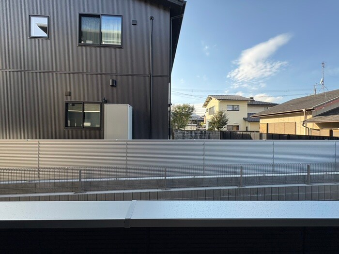 物件内観写真22　(室内からの展望)