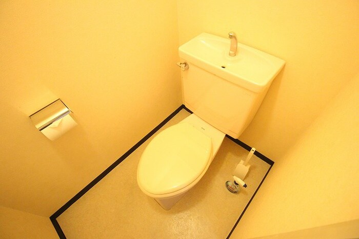 物件内観写真11　(トイレ)