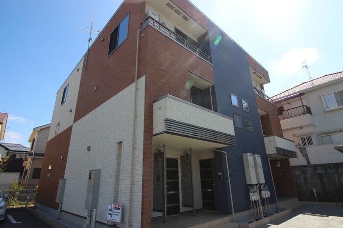 物件外観写真1　(外観写真)