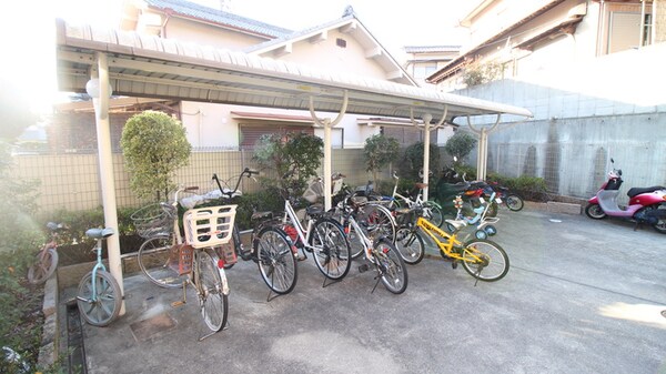 駐輪場