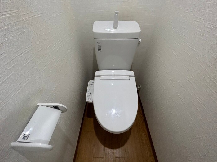 物件内観写真11　(トイレ)