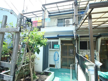 五月田町テラスハウス外観写真